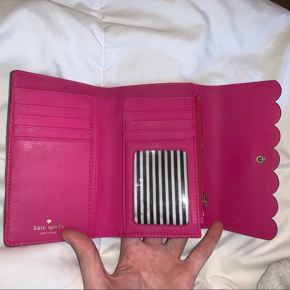 Kate Spade Wallet Pink Stripes - Picture 2 of 5